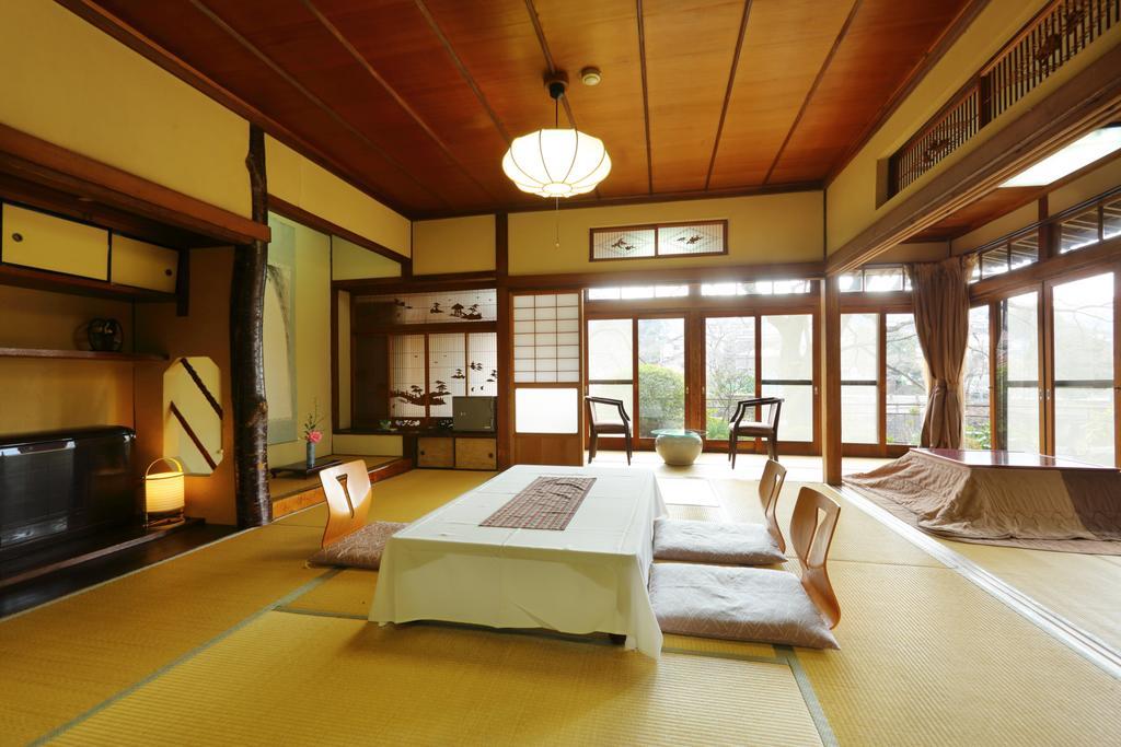 Ureshino Onsen Shoen Hotel Exterior foto
